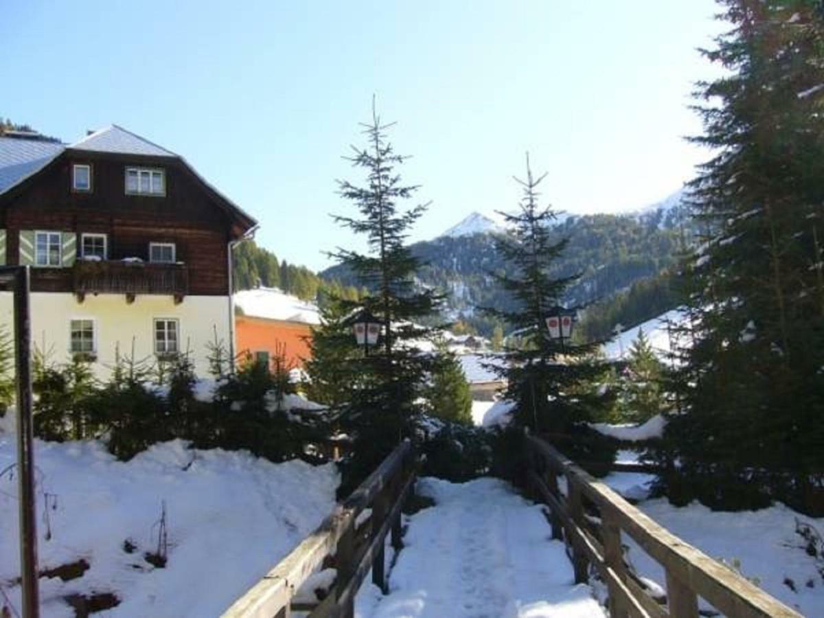 Hotel Hutmannshaus Kremsbrucke ภายนอก รูปภาพ