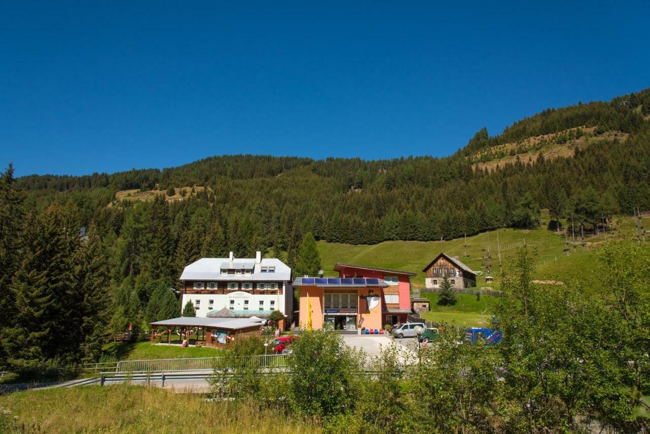 Hotel Hutmannshaus Kremsbrucke ภายนอก รูปภาพ